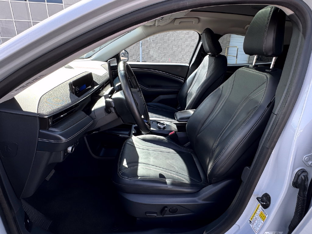 Used 2021 Ford Mustang Mach-E Premium AWD/4WD image 20