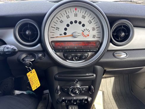 Used 2014 MINI Cooper Clubman FWD image 35