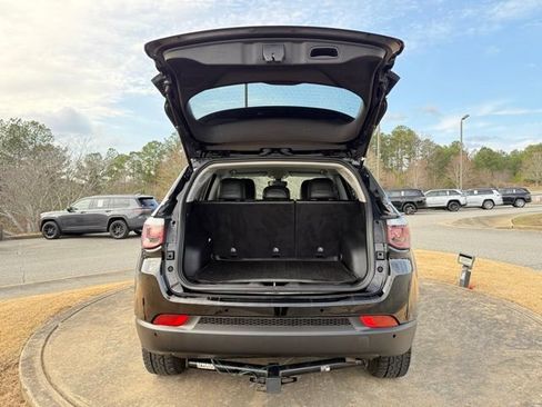 Used 2019 Jeep Compass Latitude w/ Cold Weather Group image 31