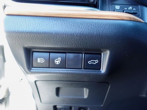 Used 2024 Toyota Grand Highlander AWD image 17