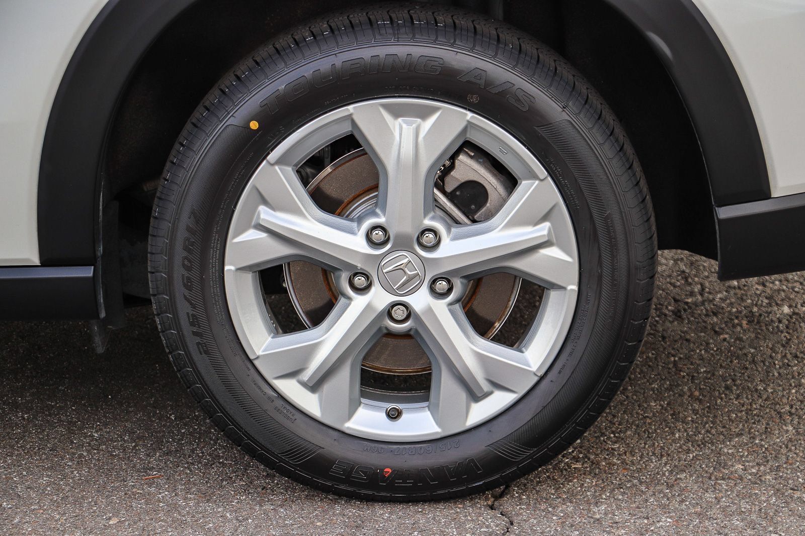 Used 2024 Honda HR-V LX image 12