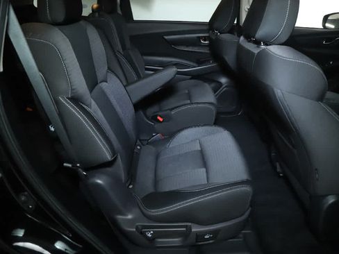 Certified 2023 Subaru Ascent Premium w/ Convenience Package AWD/4WD image 32