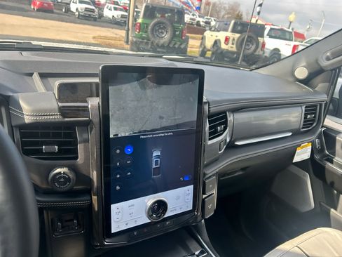 New 2025 Ford F150 Lightning Platinum image 65