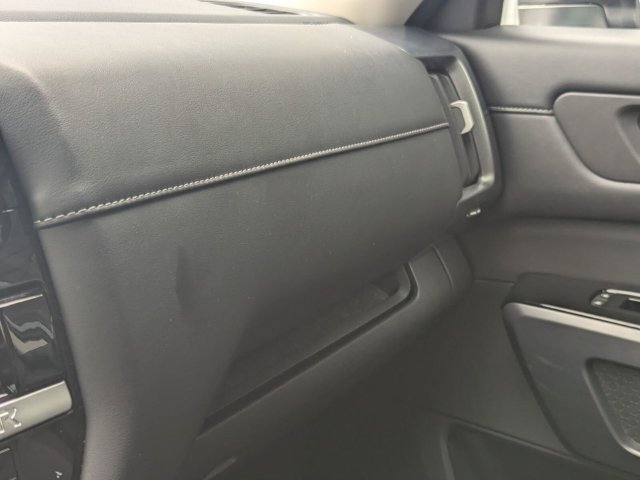 Certified 2026 Nissan Pathfinder SL FWD image 28