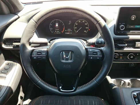Used 2024 Honda HR-V Sport image 16