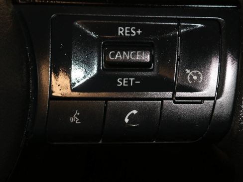 Used 2021 Nissan Rogue S FWD image 41