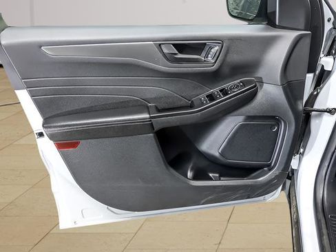 Used 2025 Ford Escape Active image 23