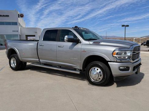 Used 2021 RAM 3500 Laramie AWD/4WD image 5
