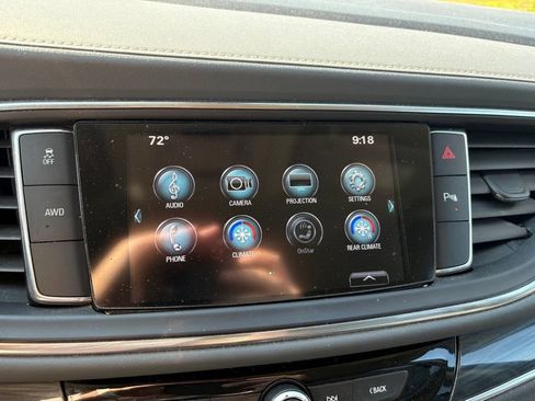 Used 2019 Buick Enclave Essence AWD/4WD image 19