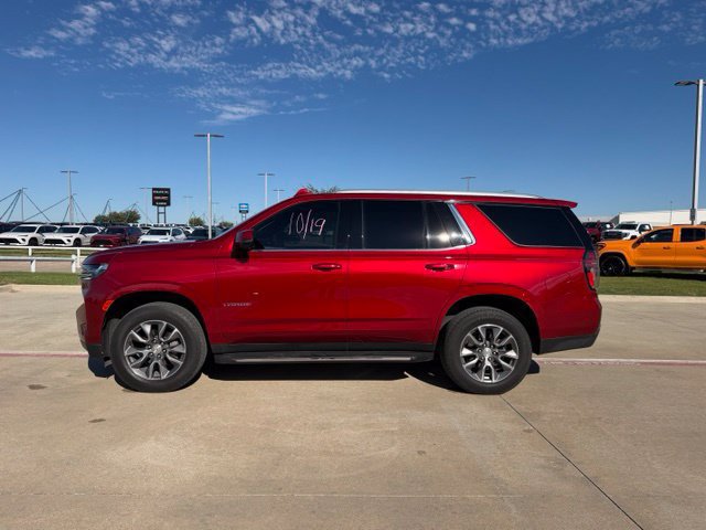 Used 2024 Chevrolet Tahoe LT w/ Luxury Package RWD image 7