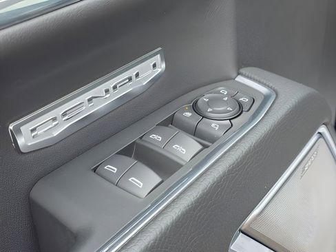 Used 2024 GMC Sierra 1500 Denali w/ Denali Reserve Package image 18