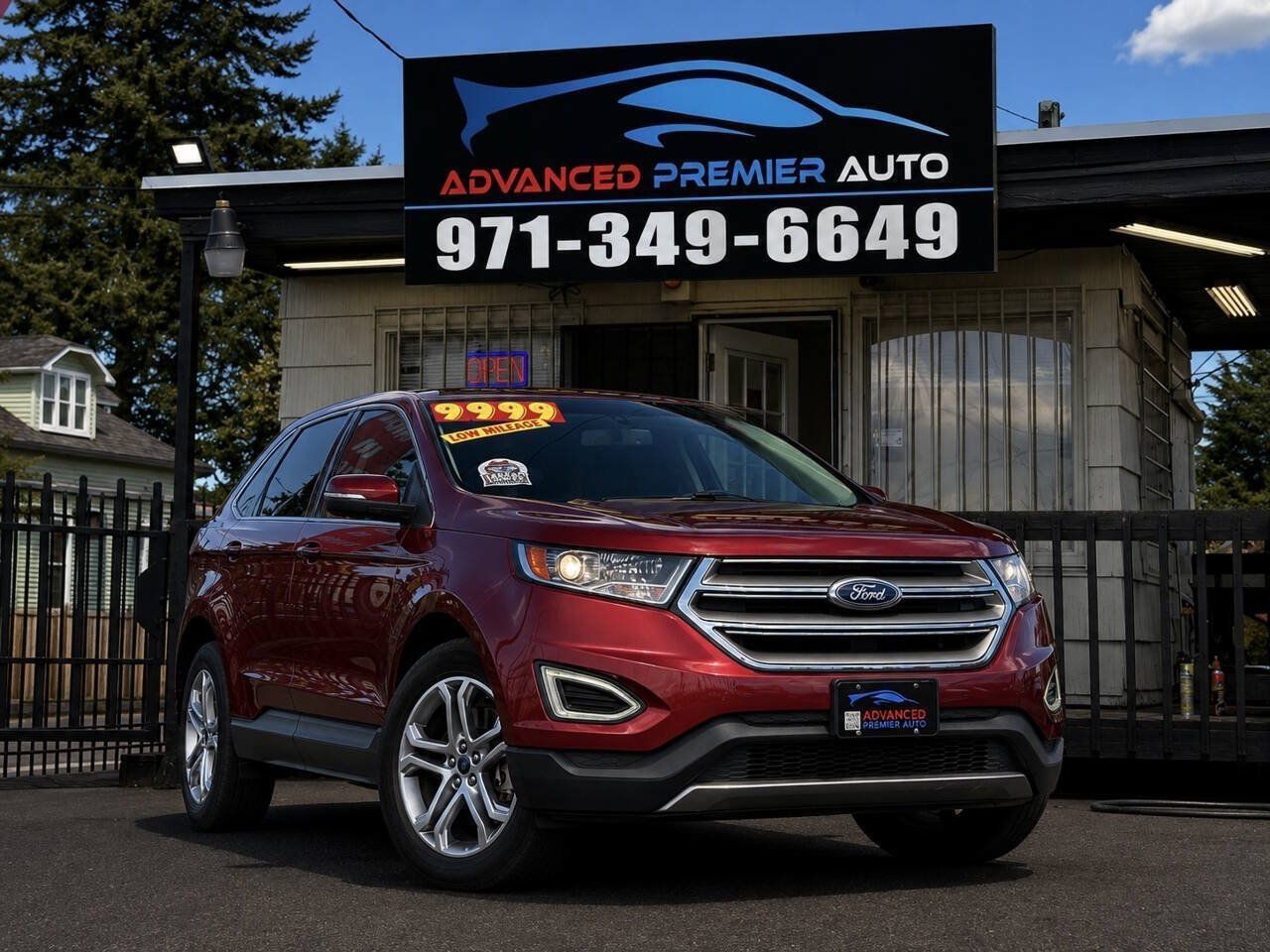 Used 2016 Ford Edge Titanium w/ Technology Package AWD/4WD image 1