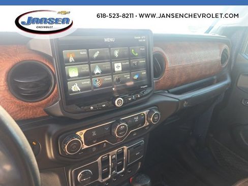 Used 2023 Jeep Gladiator Sport AWD/4WD image 16