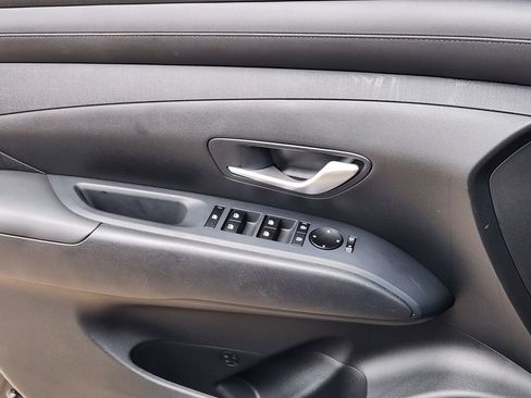 Used 2025 Hyundai Tucson SEL FWD image 21