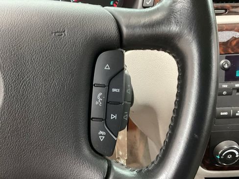 Used 2014 Chevrolet Impala LTZ FWD image 10