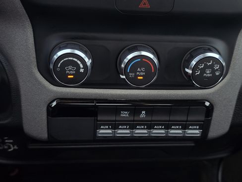 Used 2024 RAM 2500 Tradesman AWD/4WD image 22