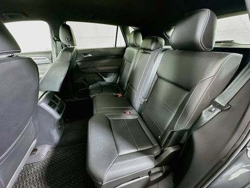Certified 2023 Volkswagen Atlas Cross Sport SE AWD/4WD image 24