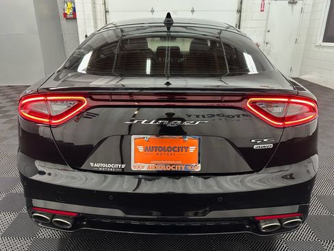 Used 2020 Kia Stinger GT-Line w/ Sun & Sound Package AWD/4WD image 9