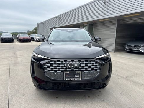 Used 2025 Audi Q5 Premium w/ Convenience Package AWD/4WD image 2