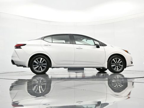 New 2025 Nissan Versa SV w/ Trunk Package FWD image 34