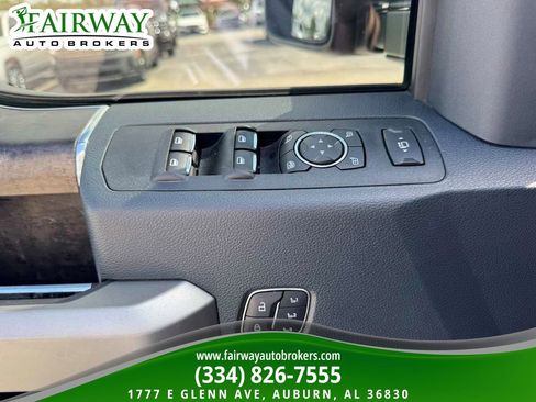 Used 2022 Ford F350 Lariat w/ Lariat Ultimate Package AWD/4WD image 15