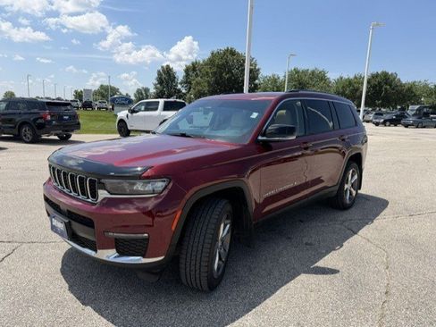 Used 2021 Jeep Grand Cherokee L Limited w/ Trailer Tow Package AWD/4WD image 3