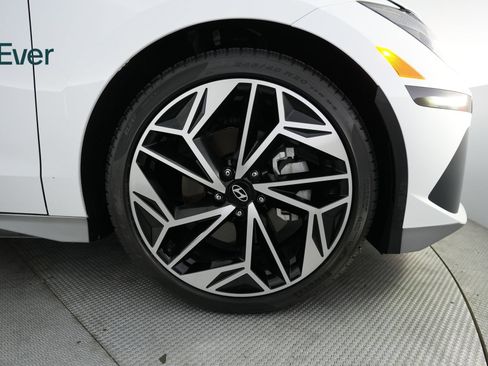 Used 2024 Hyundai Ioniq 6 SEL RWD image 20