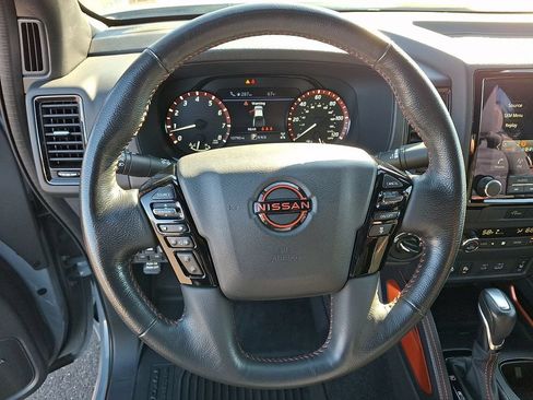 Certified 2023 Nissan Frontier PRO-4X w/ Pro Convenience Package AWD/4WD image 18