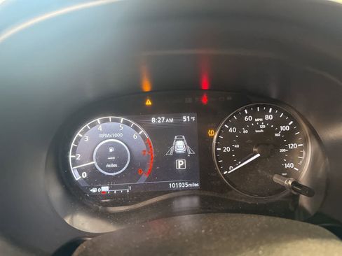 Used 2021 Nissan Kicks SV image 21