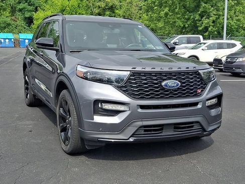 Certified 2023 Ford Explorer ST w/ Equipment Group 401A AWD/4WD image 2