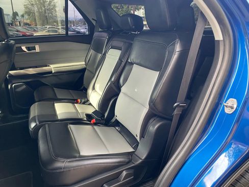 Used 2022 Ford Explorer XLT w/ Equipment Group 202A image 20