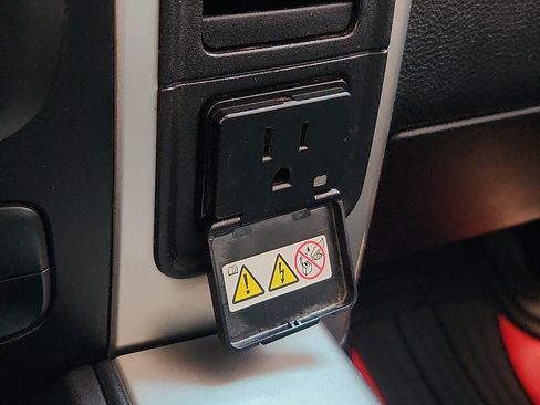 Used 2020 RAM 1500 Warlock w/ Electronics Group RWD image 16