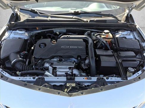 Used 2018 Chevrolet Malibu LT image 21