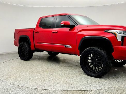 Used 2025 Toyota Tundra Platinum AWD/4WD image 3