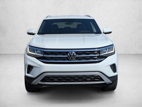 Used 2021 Volkswagen Atlas Cross Sport SE FWD image 2