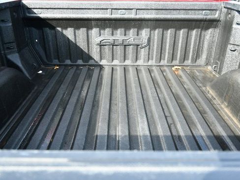 Used 2021 GMC Sierra 1500 AT4 w/ AT4 Preferred Package AWD/4WD image 7
