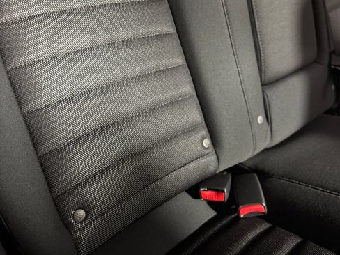 Used 2010 Dodge Challenger SE RWD image 18