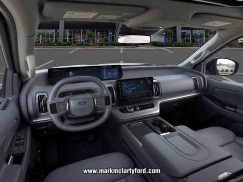 New 2026 Ford Expedition Max Active image 9