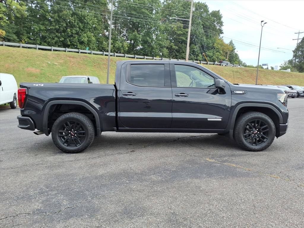 Used 2024 GMC Sierra 1500 Elevation AWD/4WD image 2