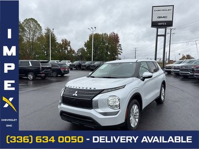 Used 2023 Mitsubishi Outlander ES