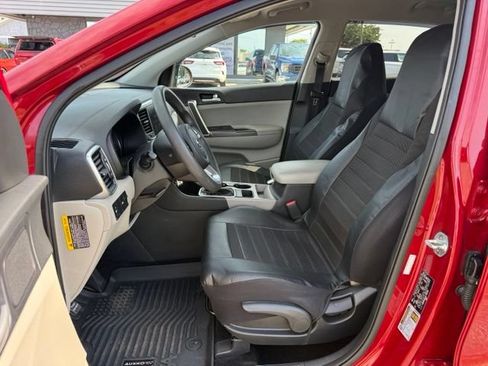 Used 2020 Kia Sportage LX FWD image 15