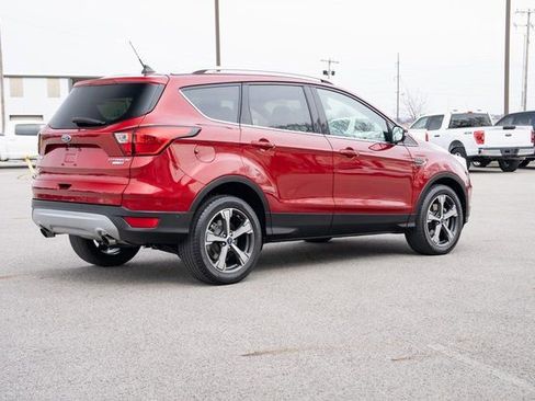 Used 2019 Ford Escape Titanium image 6