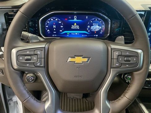 New 2026 Chevrolet Silverado 1500 LTZ w/ LTZ Premium Package AWD/4WD image 13