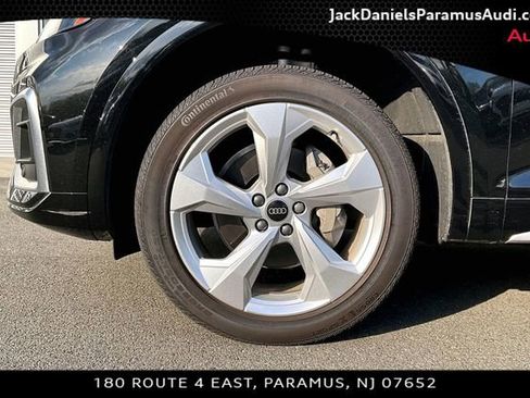 Used 2023 Audi Q5 2.0T Premium Plus w/ Premium Plus Package AWD/4WD image 8