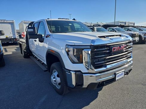 New 2026 GMC Sierra 3500 Pro w/ Convenience Package image 7