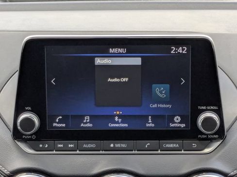 Used 2022 Nissan Sentra SV FWD image 19