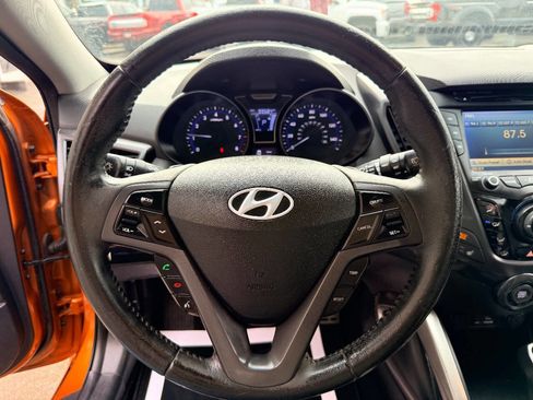 Used 2013 Hyundai Veloster Turbo image 18
