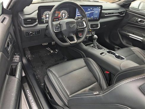 Used 2024 Ford Mustang GT Premium image 9