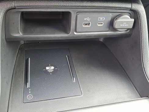 Used 2025 Honda Pilot Elite image 25