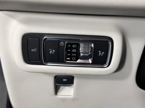 Used 2024 Lincoln Navigator Reserve AWD/4WD image 14